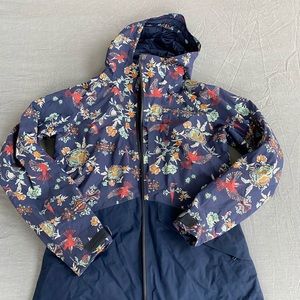 Patagonia Women’s Snowbelle jacket Size M